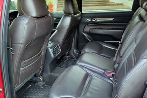 เช่ารถยนต์ MAZDA CX8 (21-23) ภาพถ่าย 14