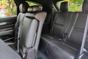 เช่ารถยนต์ MAZDA CX8 (21-23) ภาพถ่าย 15