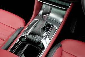 เช่ารถยนต์ MG HS (22-24) ภาพถ่าย 17