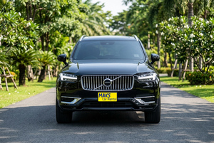 เช่ารถยนต์ Volvo XC90 (19-23) ภาพถ่าย 2