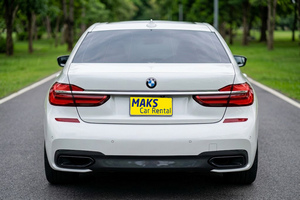 เช่ารถยนต์ BMW 740 M Sport(19-22) ภาพถ่าย 6