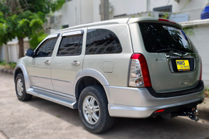 เช่ารถยนต์ Isuzu MU7 ภาพถ่าย 13